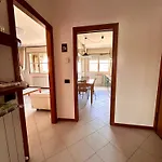 Appartamento Tranquillo E Luminoso A Firenze