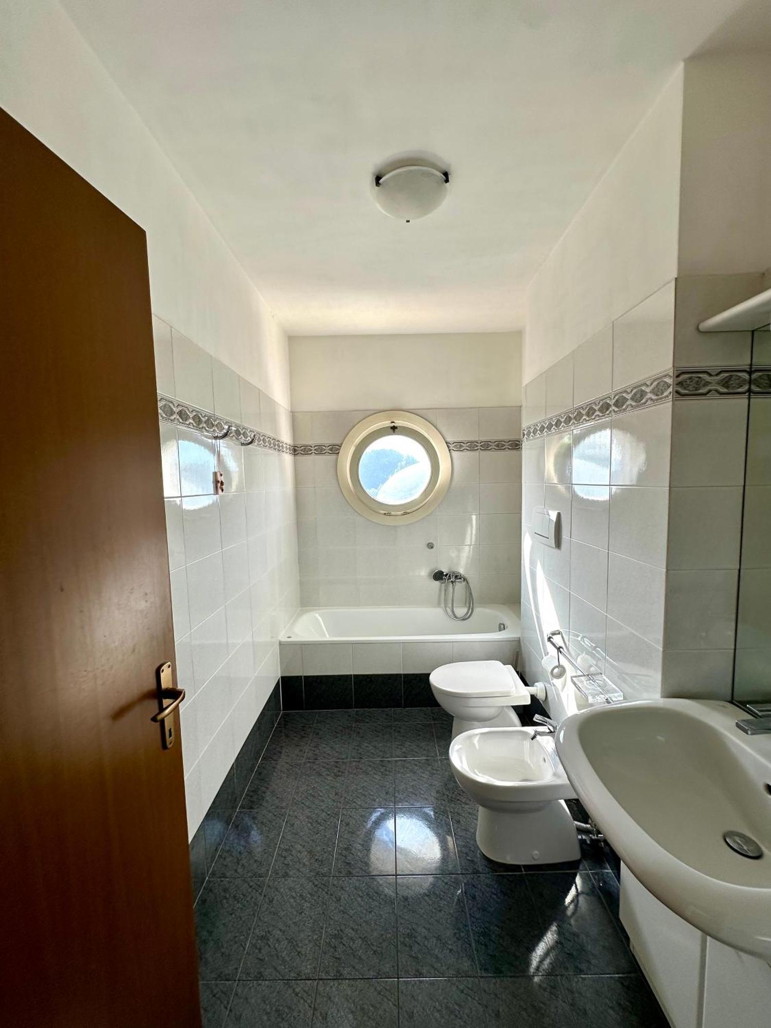 Tranquillo E Luminoso A Firenze Apartamento *